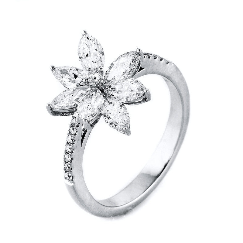 Ring 18 kt WG